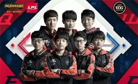 两张红牌让 两张红牌让