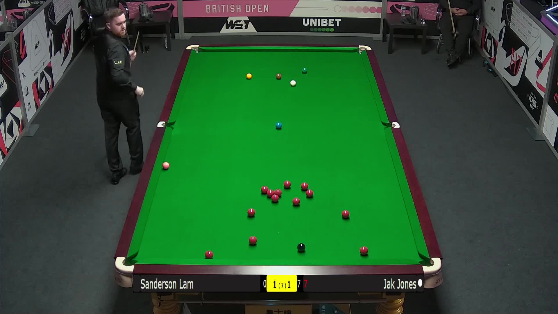 一个充满希 一个充满希